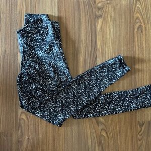 COPY - Lululemon silver sequin print leggings
